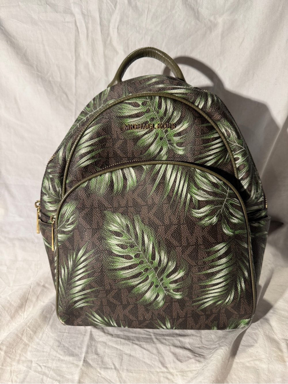Like New Michael Kors small leather backpack